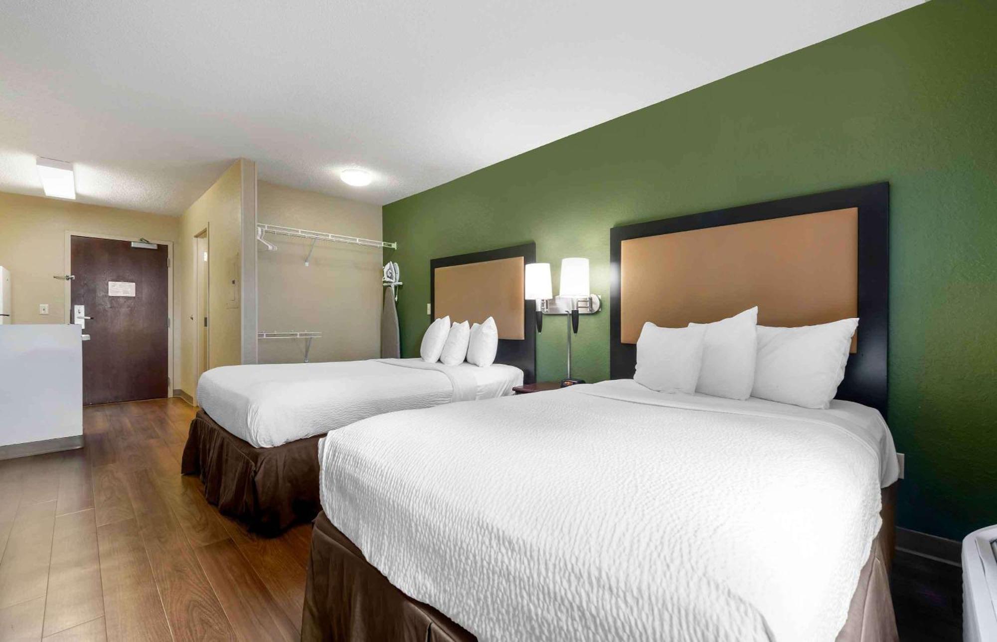 Extended Stay America Select Suites - Jacksonville - Lenoir Avenue East Екстер'єр фото