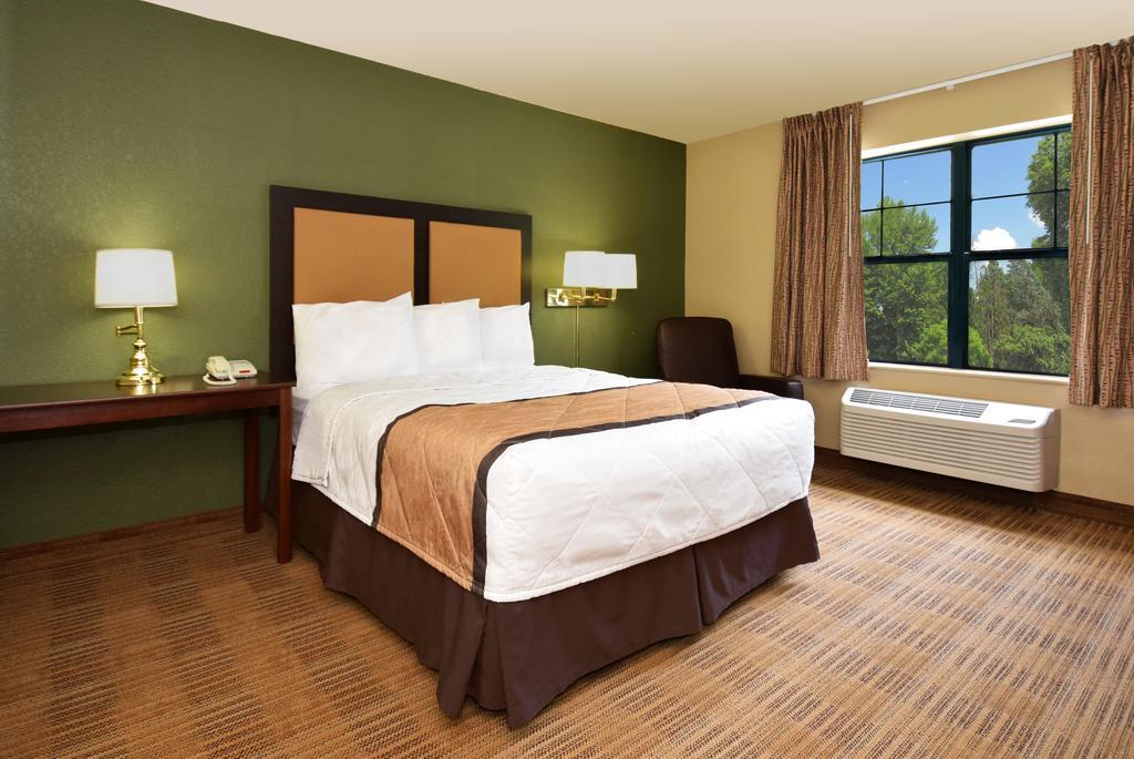 Extended Stay America Select Suites - Jacksonville - Lenoir Avenue East Екстер'єр фото
